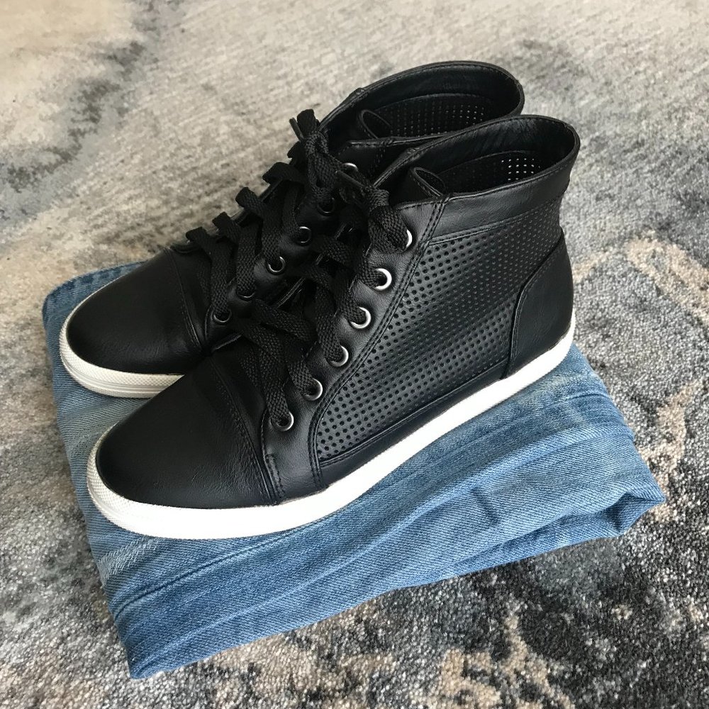 Calvin Klein Black High Tops-size 6